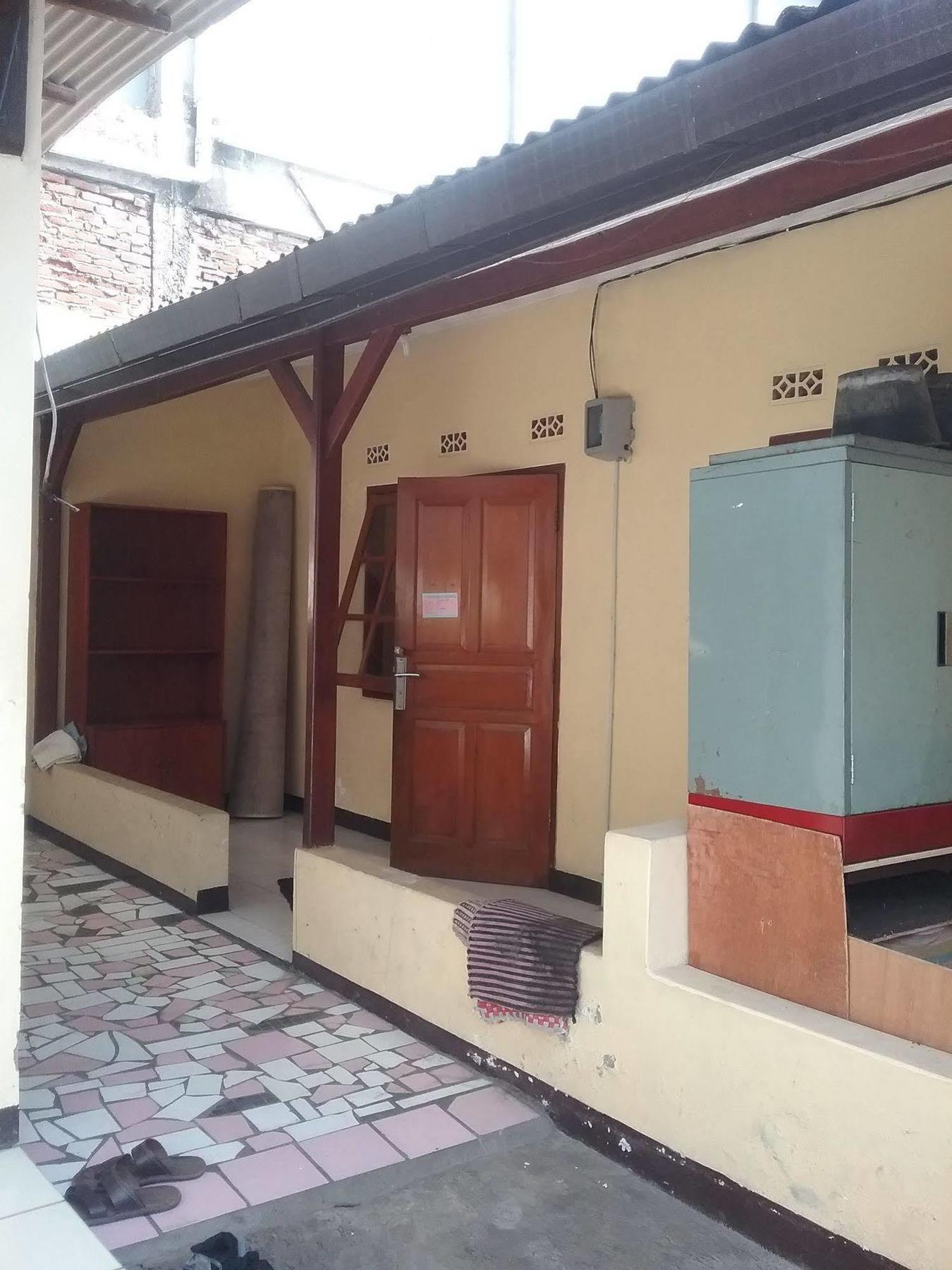 Budi House & Food Station Бандунг Экстерьер фото